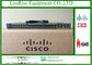 El catalizador 2960 24x 10/100/1000 del interruptor WS-C2960G-24TC-L de Ethernet de Cisco vira hacia el lado de babor