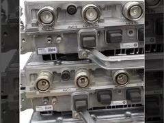 474914A (AHEGC) un cabezal de radio dual remoto (RRH) de Nokia AirScale que admite la banda de 2100 MHz (banda 1) y