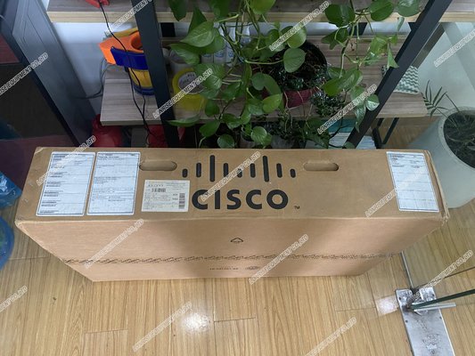 Procesadores de Cisco CTI-CMS-1000-M5-K9 2 y infraestructura en red de B2B de las soluciones del establecimiento de una red del almacenamiento 2TB