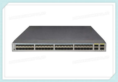 Puerto 40GE QSFP+ del puerto 10GE SFP+ 4 del interruptor 8 de CE6810-48S4Q-EI Huawei Data Center