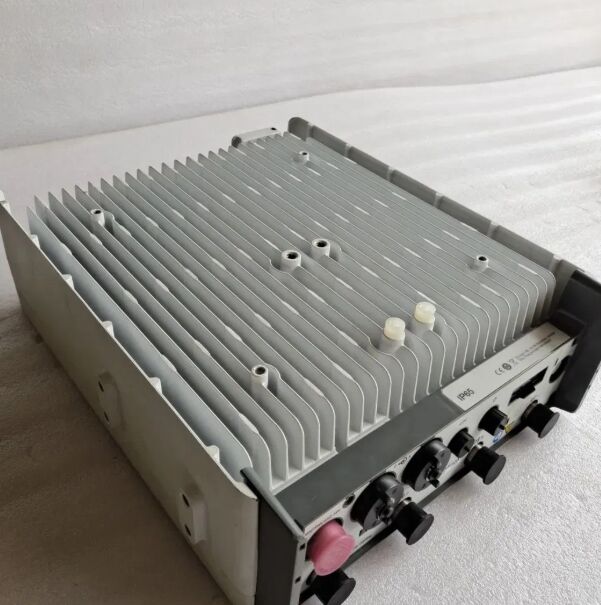 Ericsson 2212 B7 RRU - Unidad de radio remota 2600MHz 2T2R 4G LTE