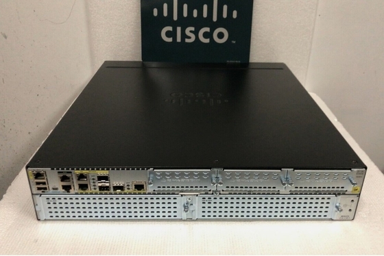 ISR4351-VSEC/K9 Cisco ISR 4351 Bundle con UC & Sec Lic PVDM4-64 CUBE-25 que admite 3 ranuras de módulos de interfaz de red (NIM)