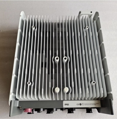 Ericsson RRU 4428 B3 Dimensión interna 420mm*335mm*125mm Diseño