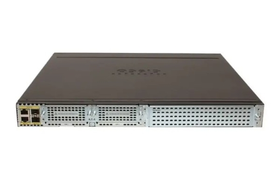 ISR4431-K9 admite 3 módulos de interfaz de red NIM Slots ofrece 500 Mbps a 1 Gbps de rendimiento agregado