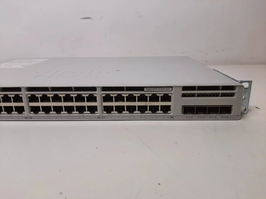 Cisco C9200L-48P-4G-E 48 puertos PoE+ con 4x1G Uplinks