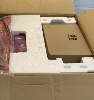 RRU5304w/GCS A Cellular Network Component Used In Distributed Base Stations For 4G (LTE) And 5G (NR) Networks