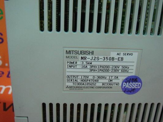 MR-J2S-350B-S041U703 Servoaccionamiento de CA 3,5 kW | Componente de automatización industrial Mitsubishi