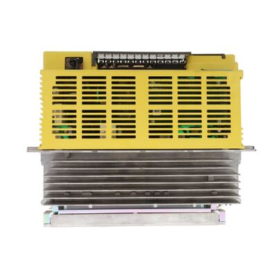 FANUC A06B-6090-H006 SVUC1-80 Unidad amplificadora servo de eje único