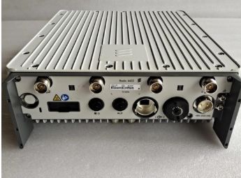 Radio Ericsson 2219 B1 A Unidad de radio macro exterior de alto rendimiento para estaciones base celulares que admiten múltiples estándares como GSM, WCDMA y LTE