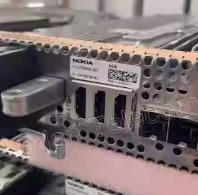 Nokia FRHF 472849A  Un Módulo de Radiofrecuencia (RFM) Flexi para Infraestructura Inalámbrica