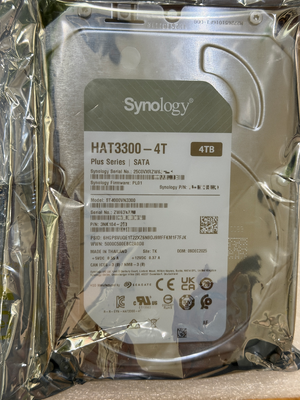 Synology Plus Series HAT3300-4T Disco duro interno NAS SATA III de 4 TB y 3,5"